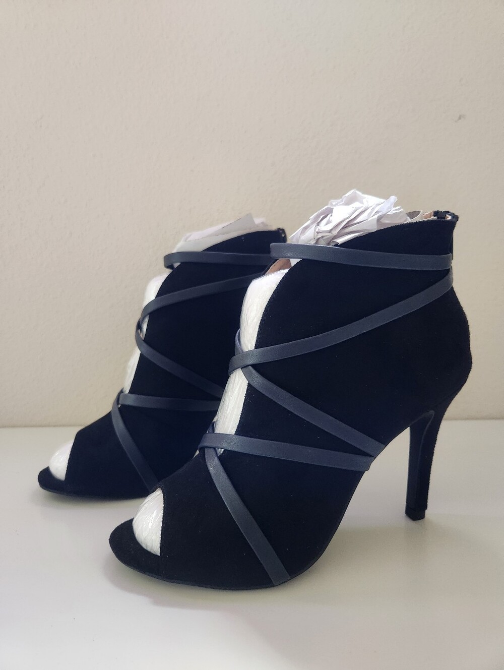 Samara Black Strappy Cage Heels Open Toe Stiletto Bootie Womens 6.5 Wide